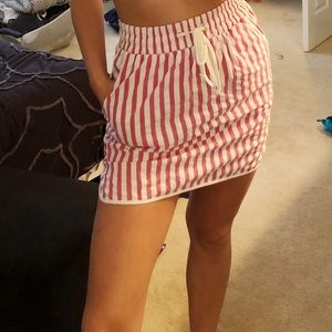 URBAN OUTFITTERS high waisted skirt